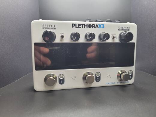 TC Electronic Plethora X3 Pedalboard | Long & McQuade